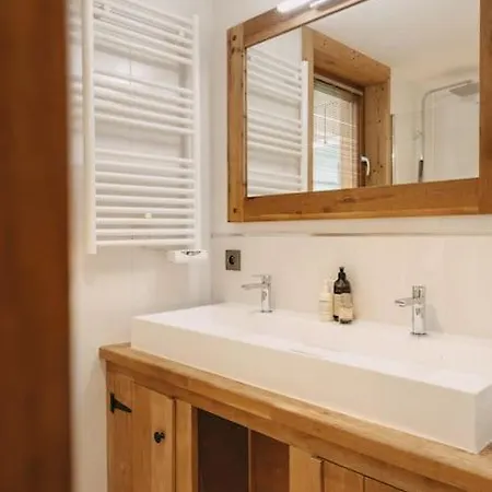 Isabella By Brennus Σαλέ *