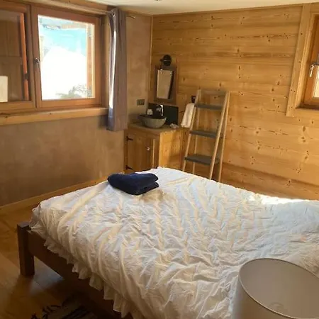 Isabella By Brennus Alpesi faház Chamonix