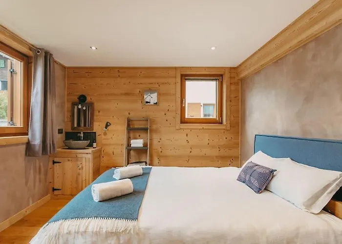 Isabella By Brennus *