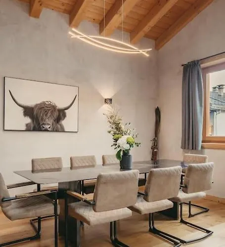 Isabella By Brennus *